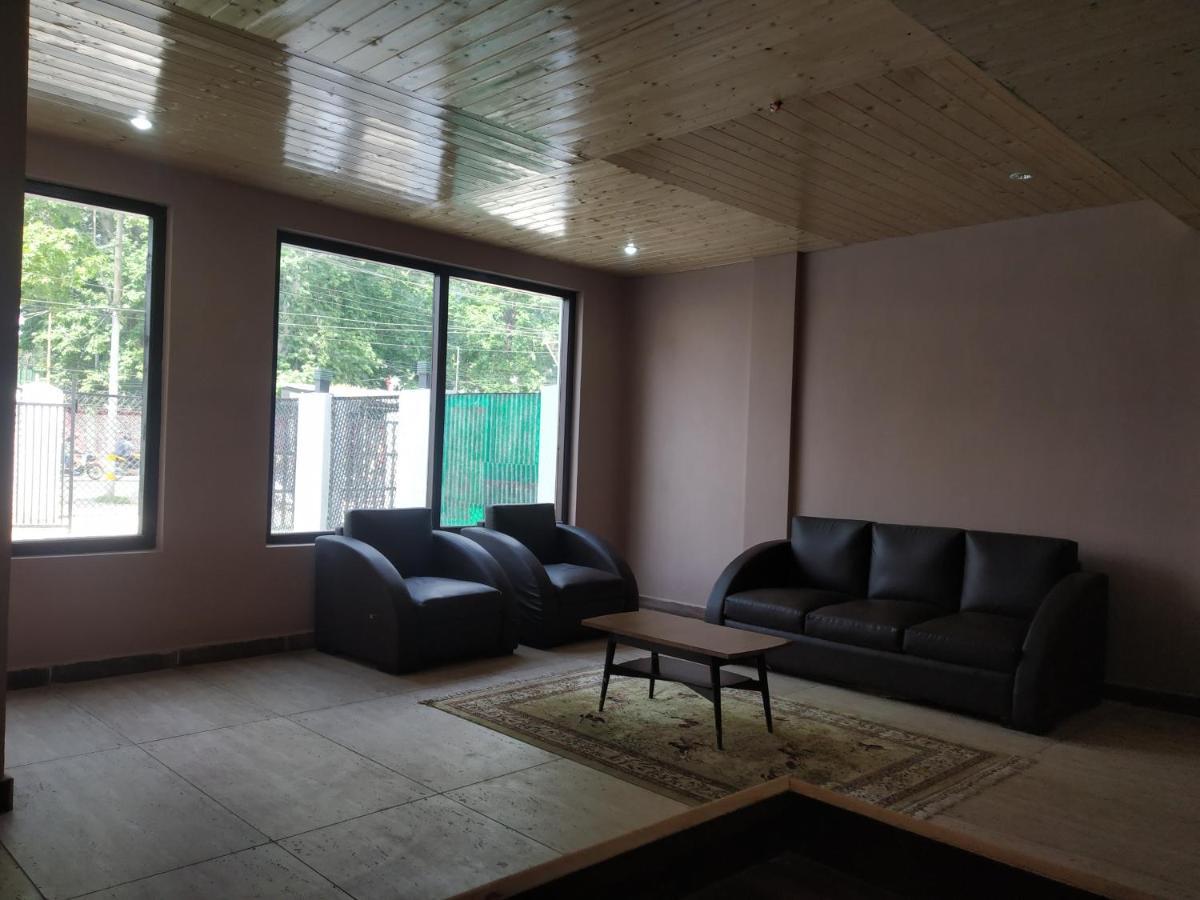 The Ile Hotel Srinagar  Luaran gambar