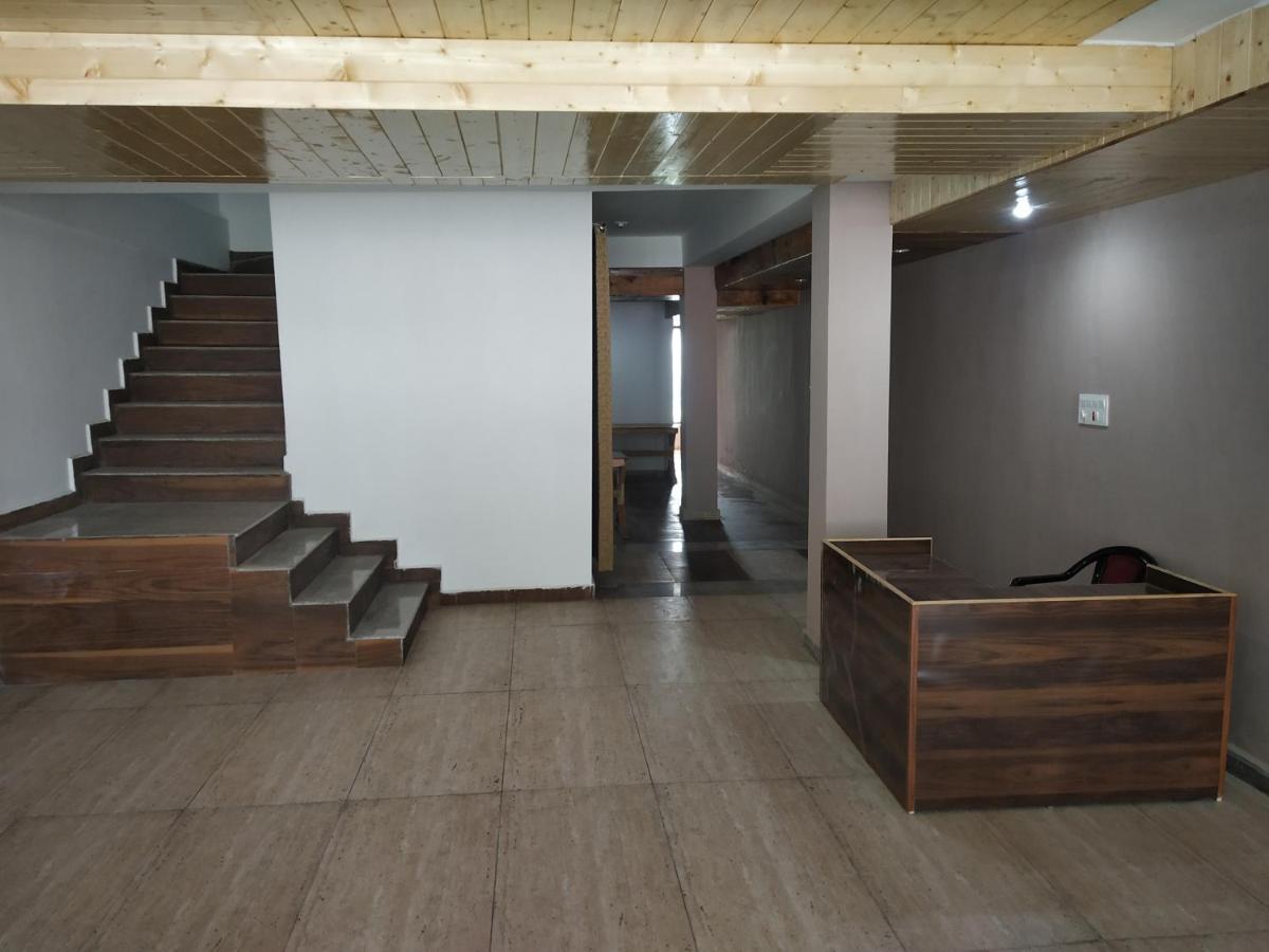 The Ile Hotel Srinagar  Luaran gambar