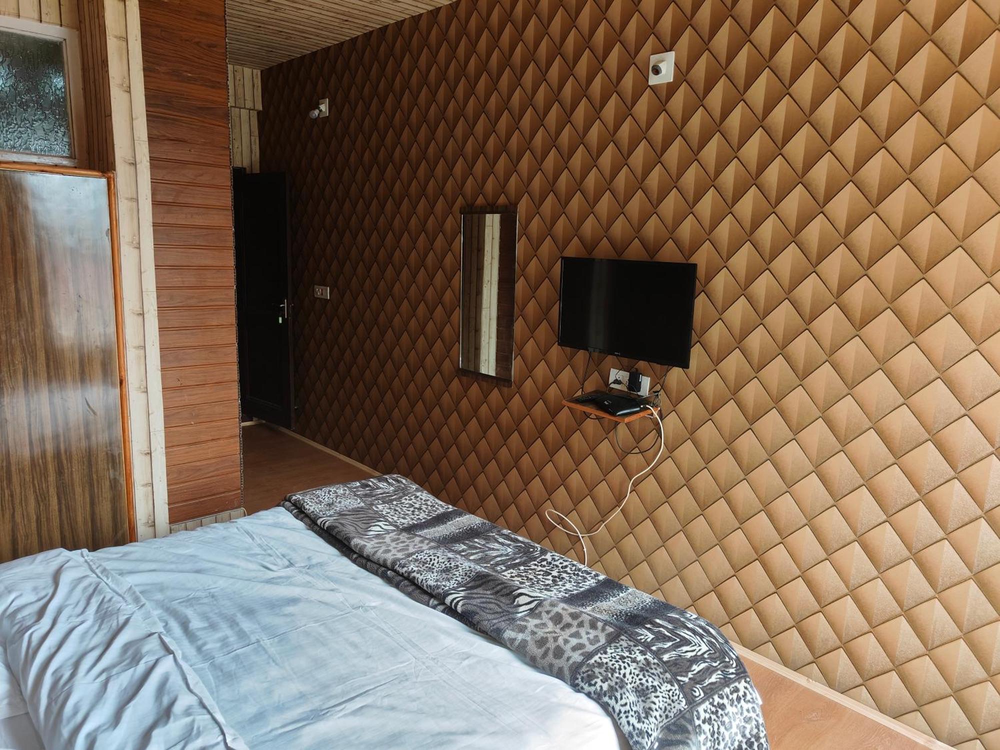 The Ile Hotel Srinagar  Luaran gambar